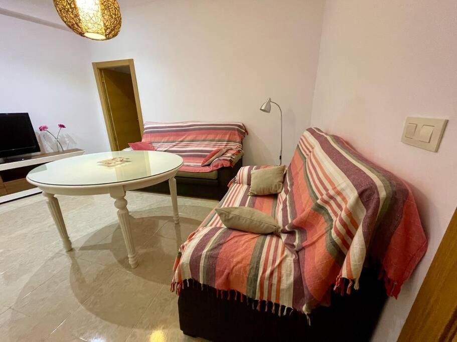 Apartamento Almogavares กอร์โดบา ภายนอก รูปภาพ