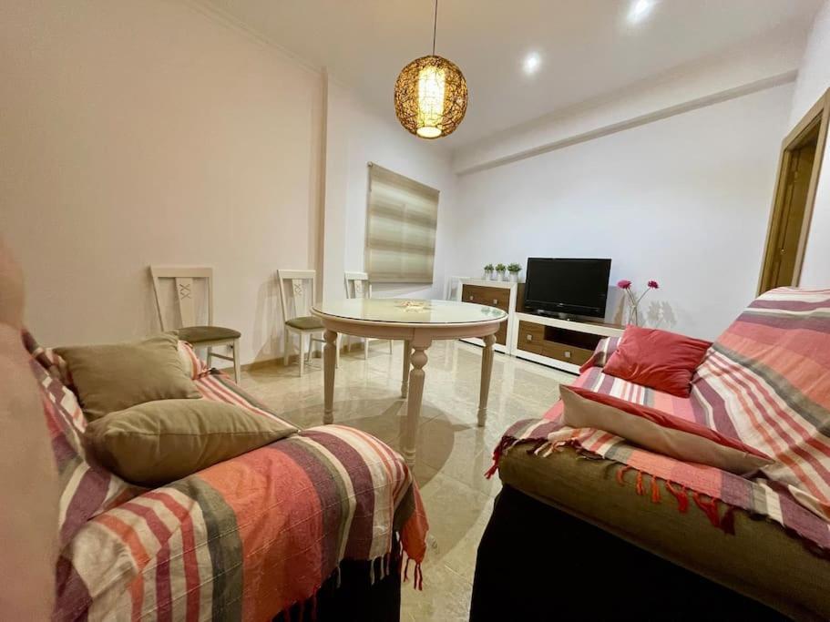 Apartamento Almogavares กอร์โดบา ภายนอก รูปภาพ